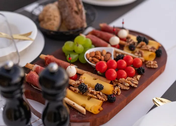 Apartment Vagabundo Beachfront Penthouse - Private Jacuzzi & Sunset Views *