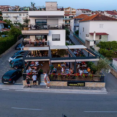 Apartment Vagabundo Beachfront Penthouse - Private Jacuzzi & Sunset Views Trogir