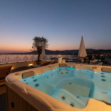 Apartment Vagabundo Beachfront Penthouse - Private Jacuzzi & Sunset Views *