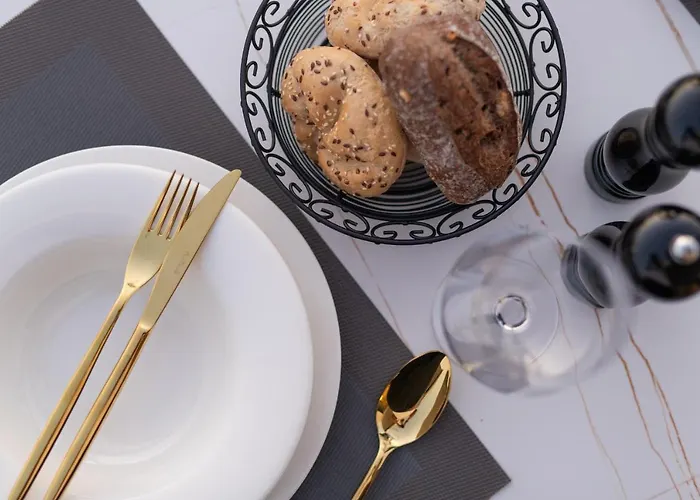 Vagabundo Beachfront Penthouse - Private Jacuzzi & Sunset Views Διαμέρισμα *